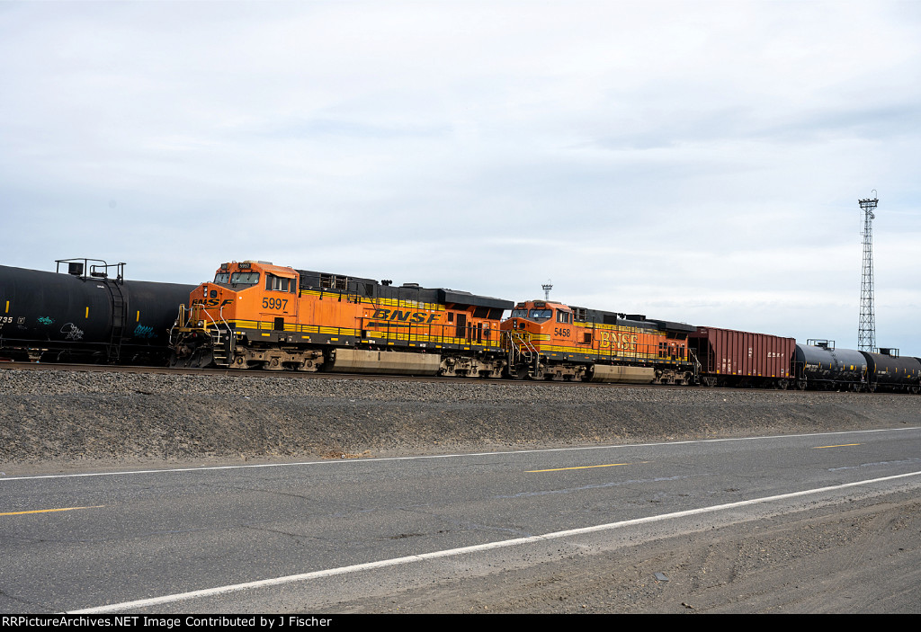 BNSF 5997